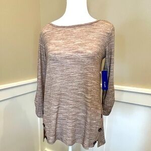 NWT Apt 9 3/4 ruched sleeve round neck brown/white pullover with button detail